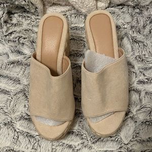 Open toe platform espadrilles sandals size 8